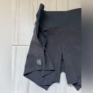 Oiselle High Rise Long Roga Shorts 6